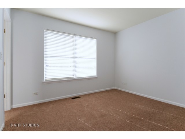 2786 Middleton Ct, Aurora, IL 60503 photo 11