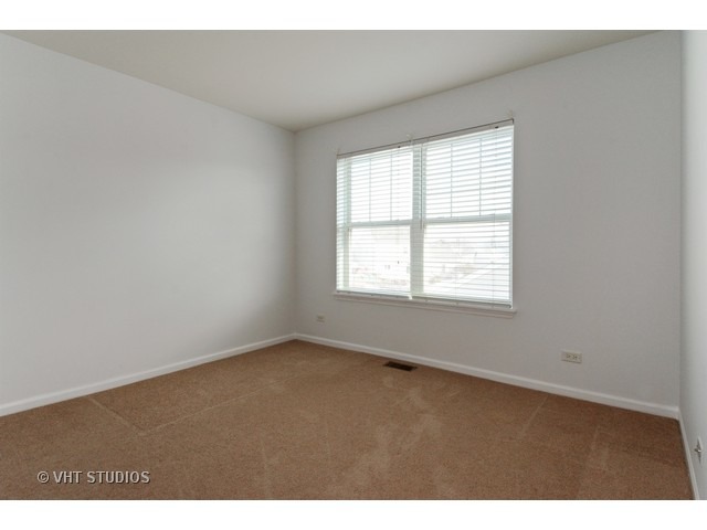 2786 Middleton Ct, Aurora, IL 60503 photo 13