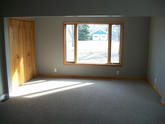511 E Central Ave, Princeton, IL 61356 photo 3