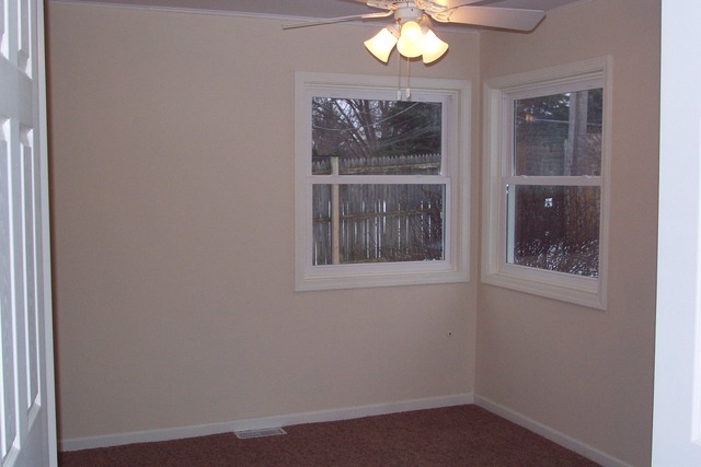204 Hickory Dr, Lindenhurst, IL 60046 photo 20