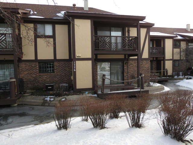 1776 Gloucester Ct #D, Wheaton, IL 60189 photo 8
