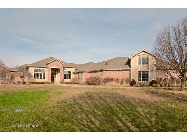 834 S Sandbar Rd, Kankakee, IL 60901 photo 1