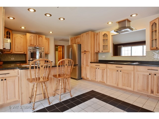 208 Tiverton Rd, Kankakee, IL 60901 photo 4