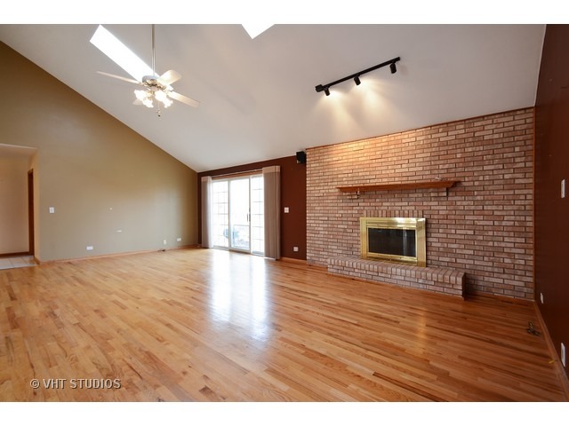 208 Tiverton Rd, Kankakee, IL 60901 photo 2
