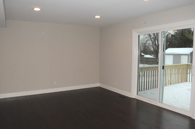 405 S Windhaven Trl, Mchenry, IL 60050 photo 8