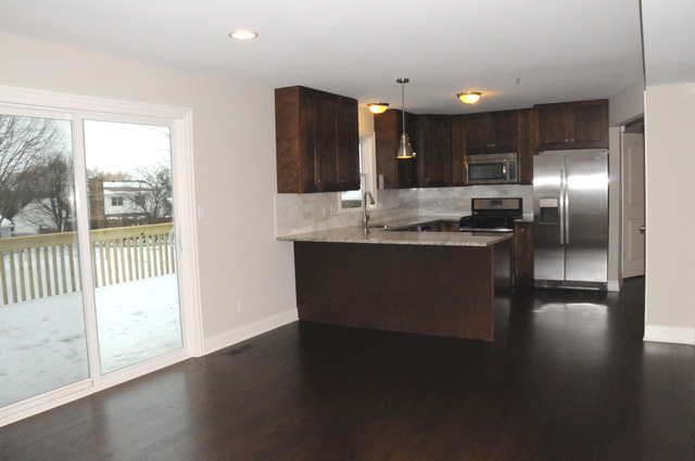 405 S Windhaven Trl, Mchenry, IL 60050 photo 5
