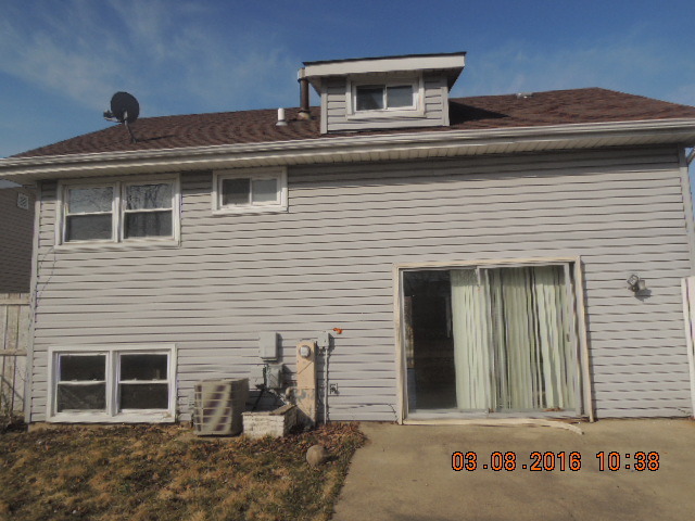 6853 Chestnut St, Hanover Park, IL 60133 photo 10