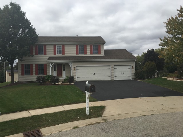 2888 Sarah Ct, Elgin, IL 60124 photo 1