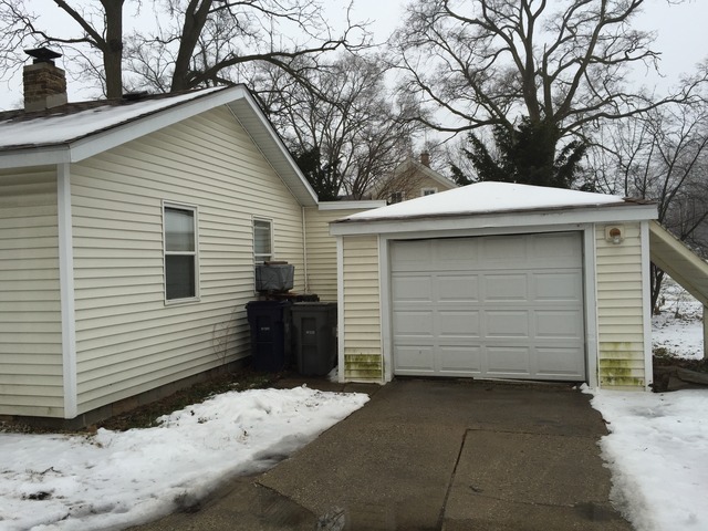 264 Orchard St, Elgin, IL 60123 photo 2
