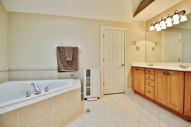 11640 Millennium Pkwy, Plainfield, IL 60585 photo 18