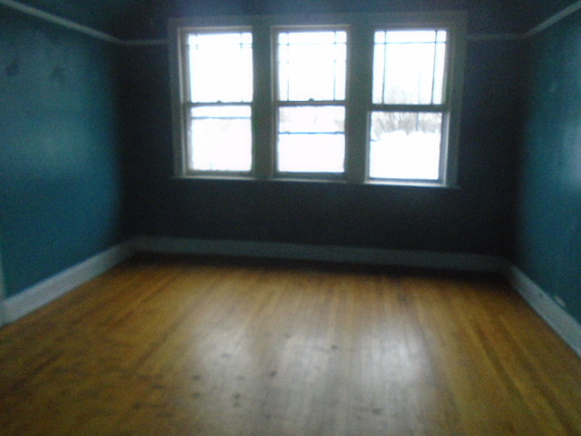 10101 S State St, Chicago, IL 60628 photo 8