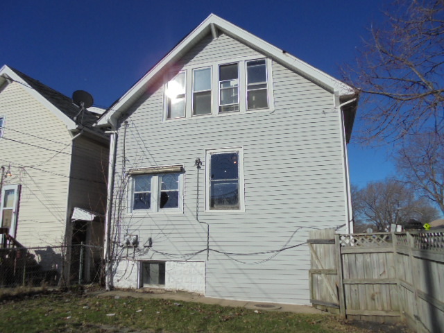 10101 S State St, Chicago, IL 60628 photo 2