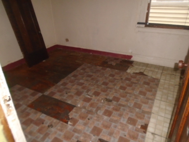 10101 S State St, Chicago, IL 60628 photo 7