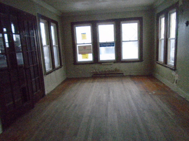 10101 S State St, Chicago, IL 60628 photo 3