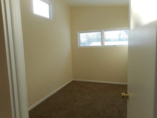 2710 Oak Ln, Mchenry, IL 60051 photo 5