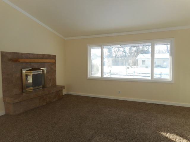 2710 Oak Ln, Mchenry, IL 60051 photo 4