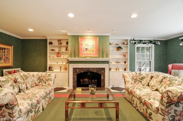 245 Maple Rd, Barrington, IL 60010 photo 4