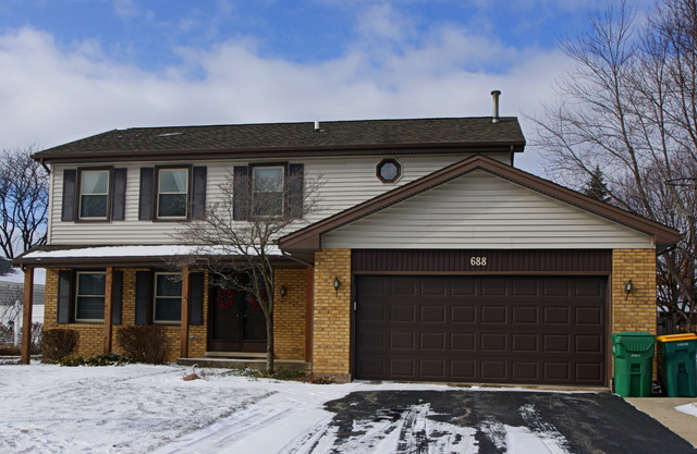688 Cherrywood Dr, Wheeling, IL 60090 photo 2