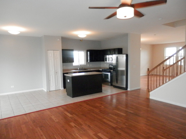 25018 Brigade Ln, Plainfield, IL 60544 photo 4