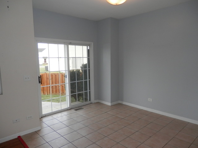 25018 Brigade Ln, Plainfield, IL 60544 photo 5