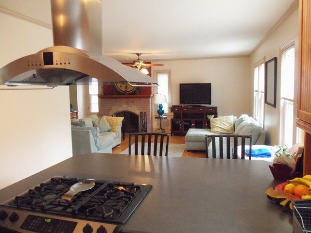 874 Margret St, Des Plaines, IL 60016 photo 8