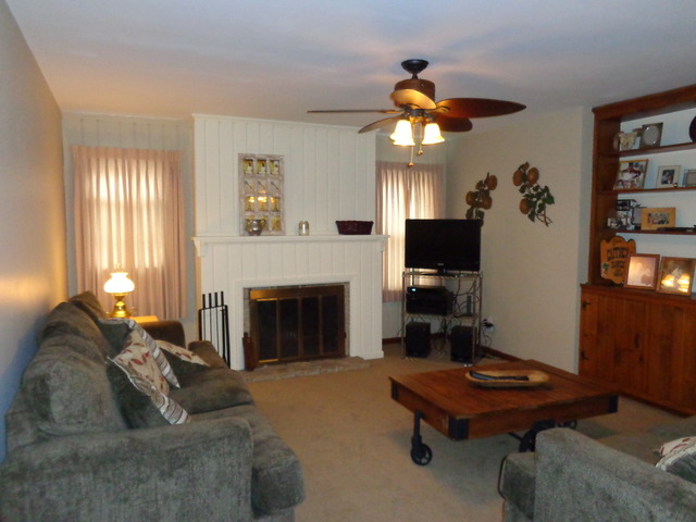 24 Elmwood Dr, Kankakee, IL 60901 photo 4