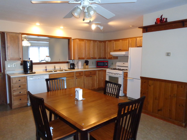 24 Elmwood Dr, Kankakee, IL 60901 photo 11