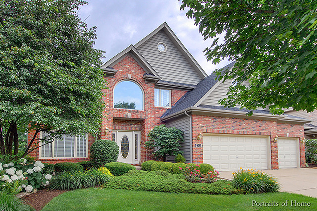 2512 Sutton Ln, Aurora, IL 60502 photo 1