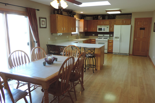15602 W Eamon Ct, Manhattan, IL 60442 photo 3