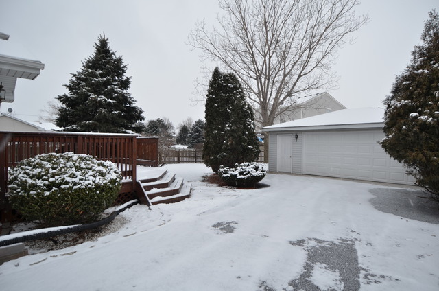 2405 Joe Adler Dr, Plainfield, IL 60586 photo 17