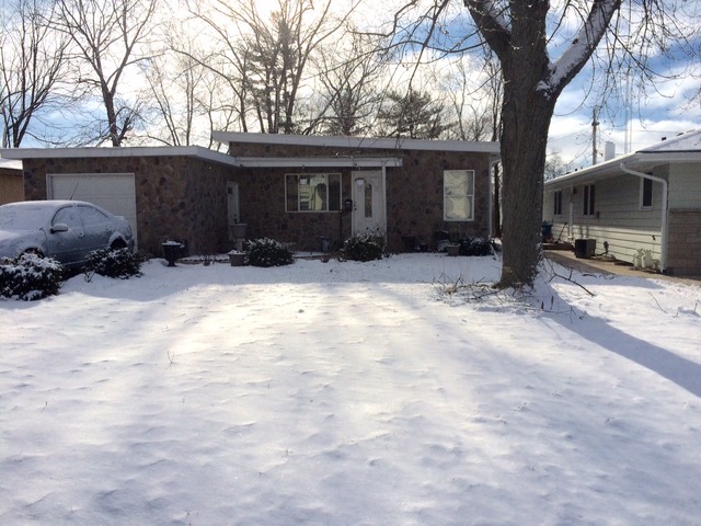 705 Edison Ave, Aurora, IL 60505 photo 1
