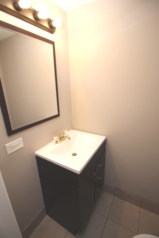 1883 Williamsburg Dr, Hoffman Estates, IL 60169 photo 5