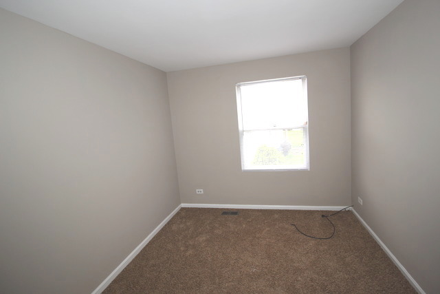 1883 Williamsburg Dr, Hoffman Estates, IL 60169 photo 15