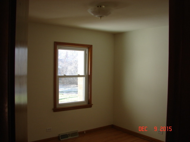 1432 Emmerson Ln, Mount Prospect, IL 60056 photo 7