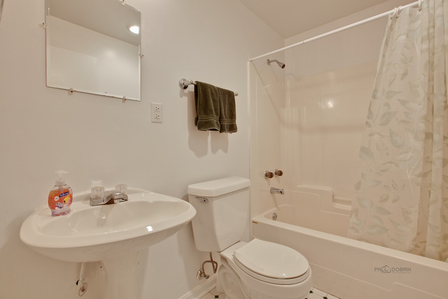 814 Adderly Ln, Gurnee, IL 60031 photo 20