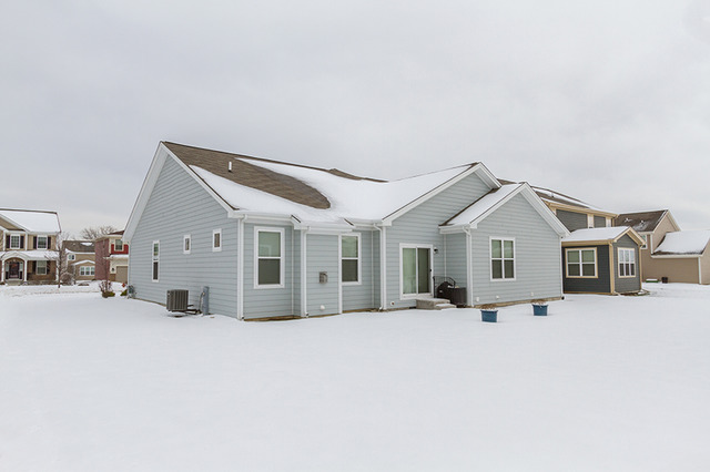736 Slate Run, Elgin, IL 60124 photo 23