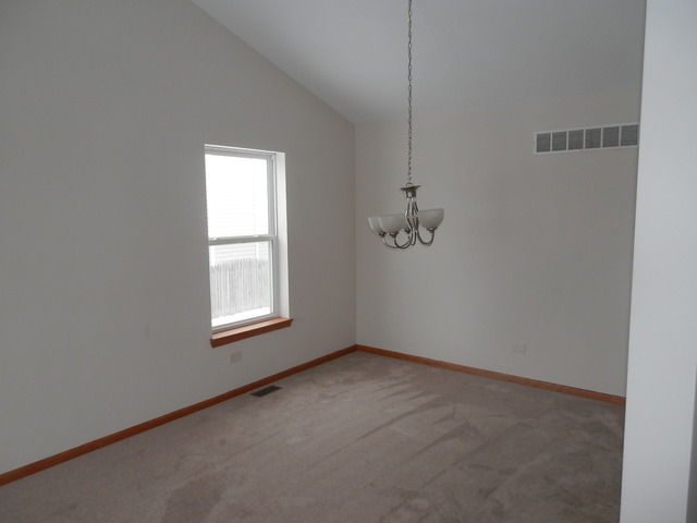 1713 Kenicott Ln, Plainfield, IL 60586 photo 3