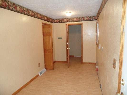 507 E Benton St, Newark, IL 60541 photo 17