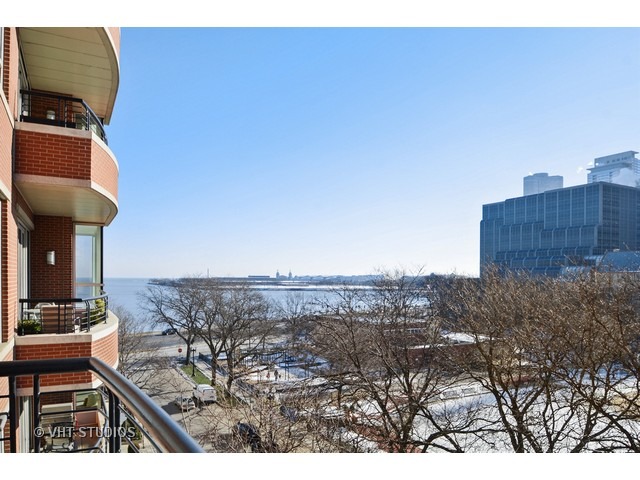 270 E Pearson St #502, Chicago, IL 60611 photo 11