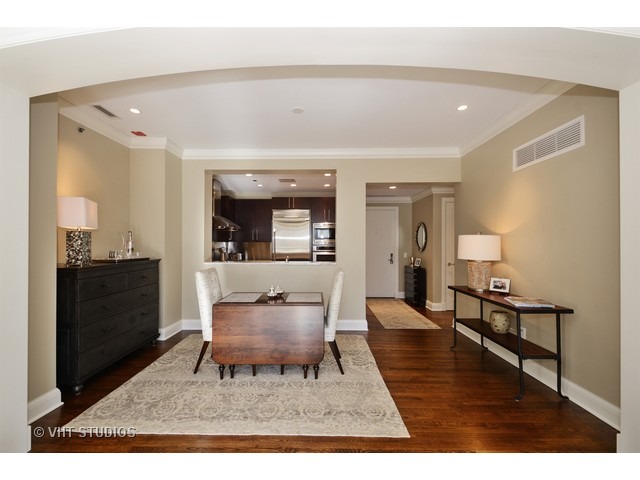 270 E Pearson St #502, Chicago, IL 60611 photo 6