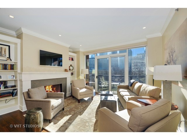 270 E Pearson St #502, Chicago, IL 60611 photo 2