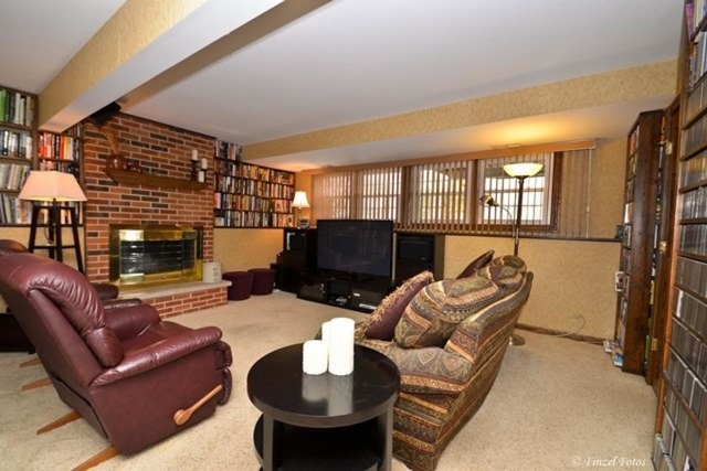 1160 Dresden Dr, Hoffman Estates, IL 60192 photo 13