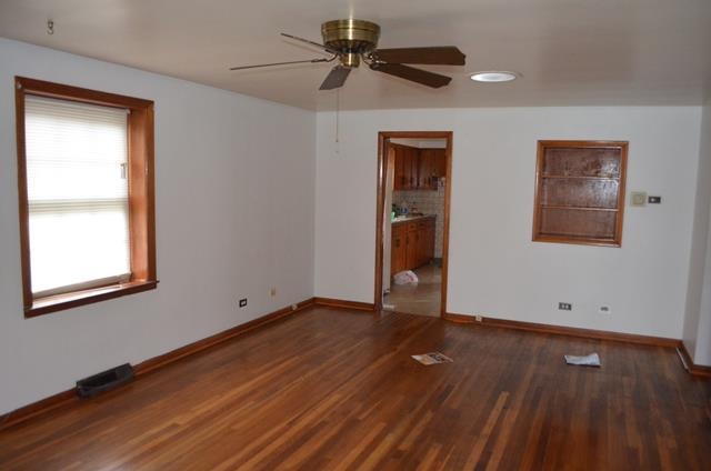 344 Heine Ave, Elgin, IL 60123 photo 3
