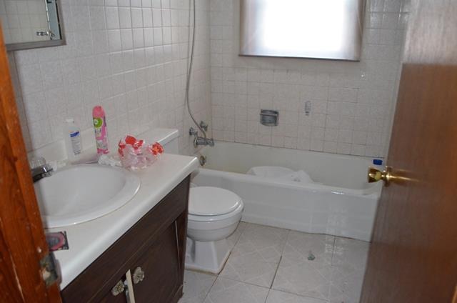 344 Heine Ave, Elgin, IL 60123 photo 7