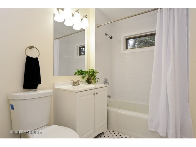 417 3rd St, Wilmette, IL 60091 photo 8