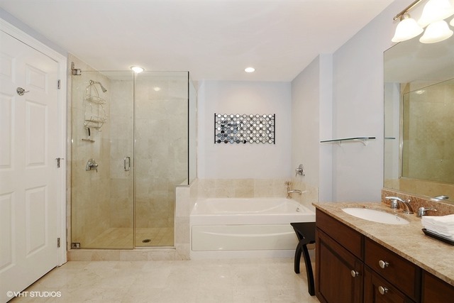 21 E Huron St #1801, Chicago, IL 60611 photo 16