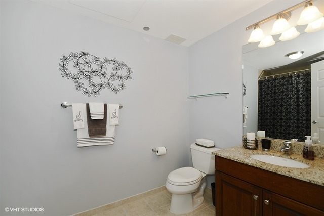 21 E Huron St #1801, Chicago, IL 60611 photo 15