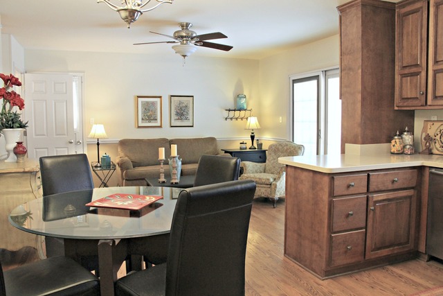 1113 Webster Ave, Wheaton, IL 60187 photo 10