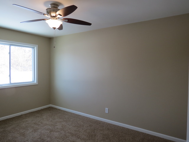 423 Table St, Lockport, IL 60441 photo 7