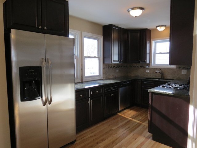 423 Table St, Lockport, IL 60441 photo 14